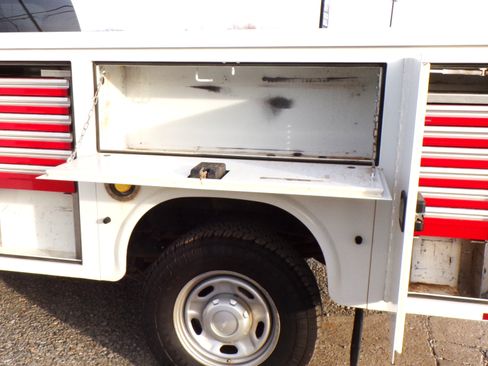 Used 2019 Ford F250 XL image 14