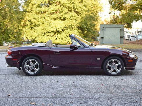 Used 2000 MAZDA MX-5 Miata Special Edition image 5