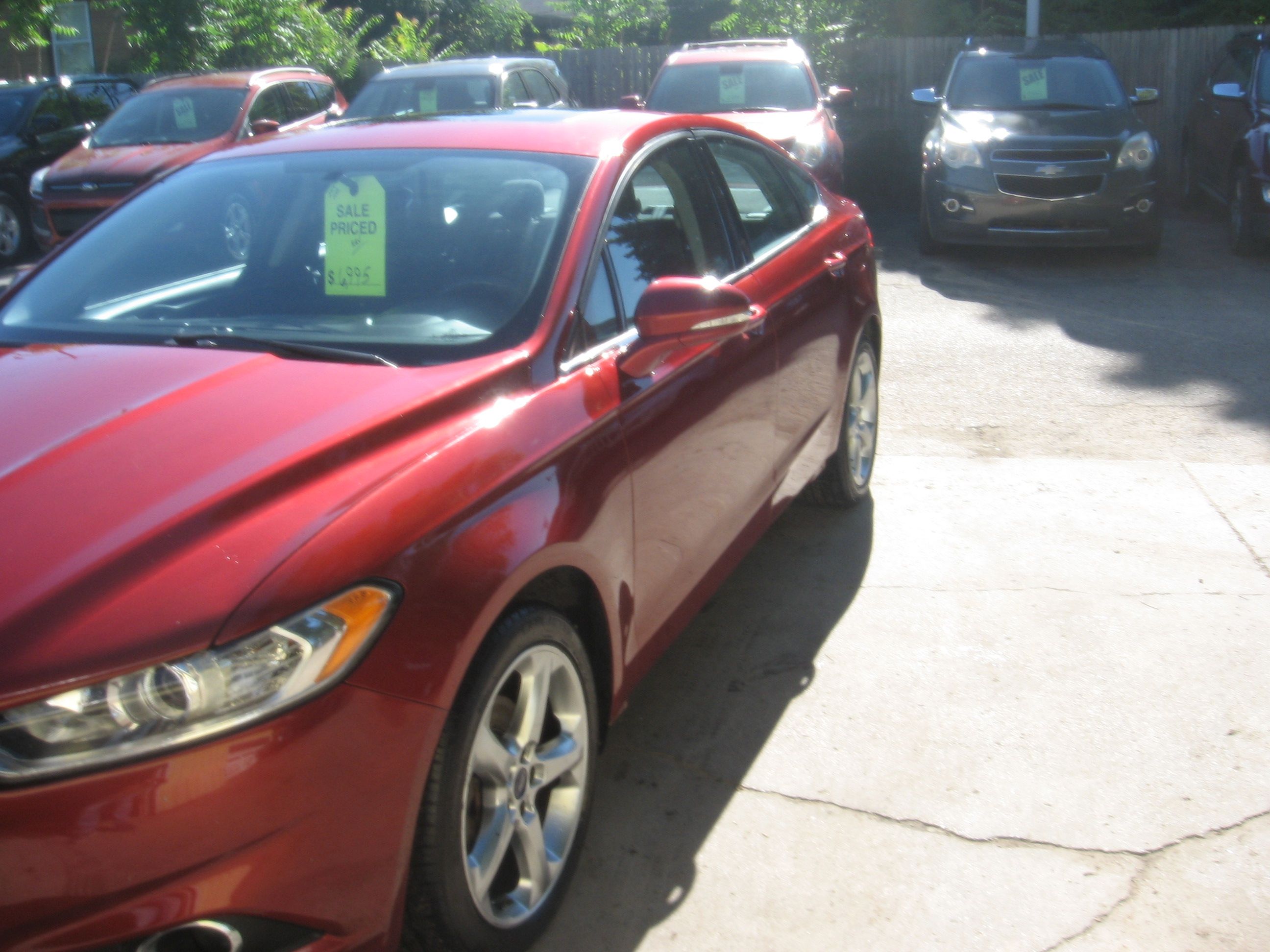 Used 2014 Ford Fusion SE FWD image 1