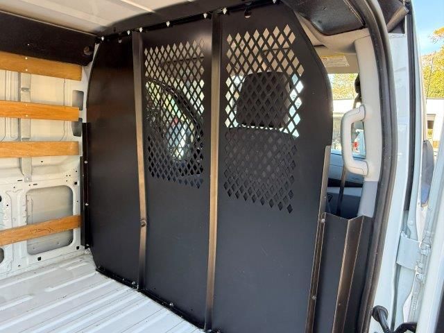 Used 2019 Ford Transit 250 130 Low Roof RWD image 11