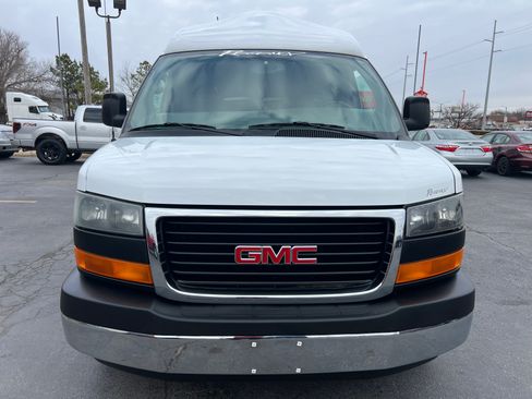 Used 2007 GMC Savana 1500 SLT image 2