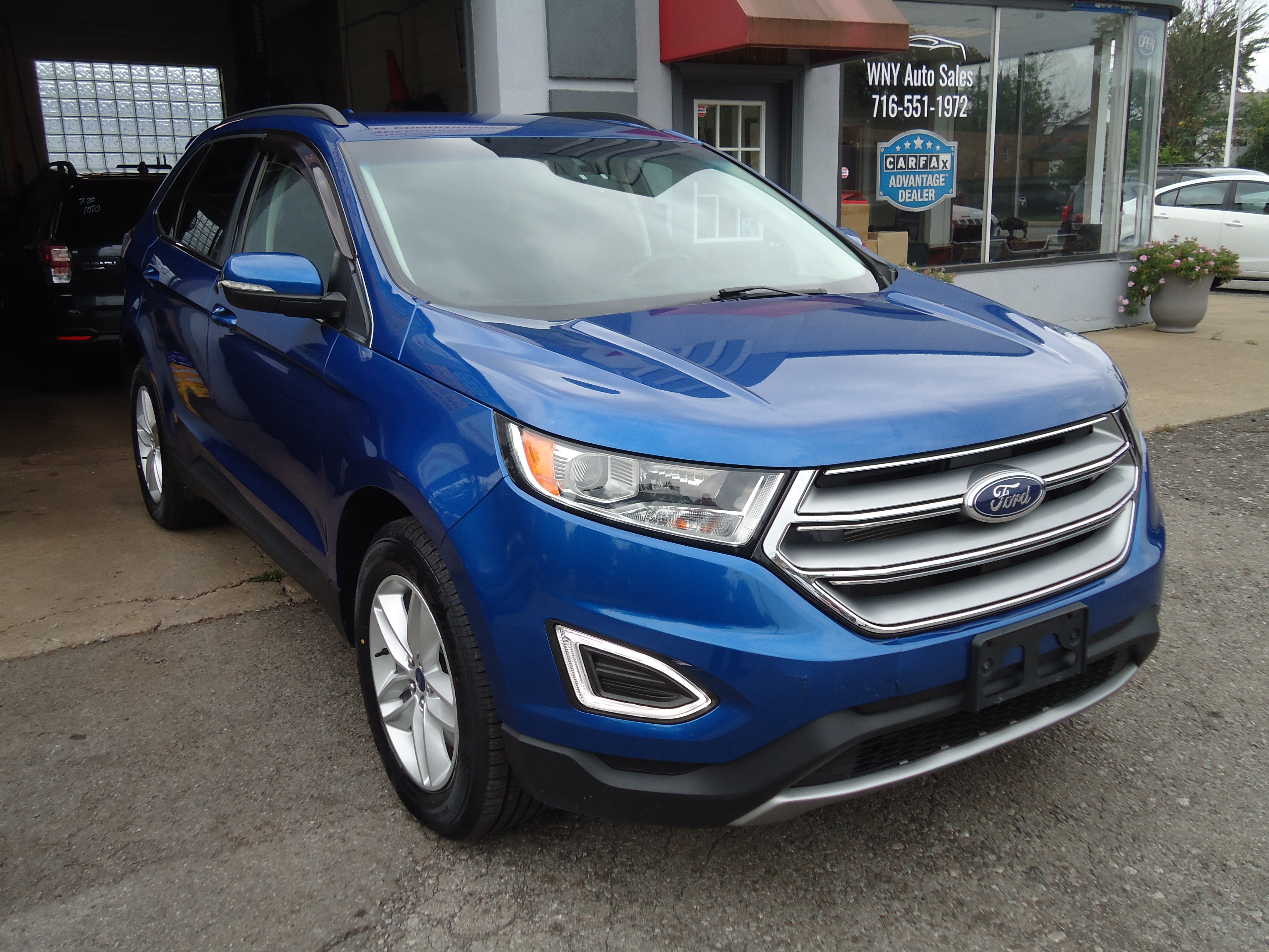 Used 2018 Ford Edge AWD SEL image 3