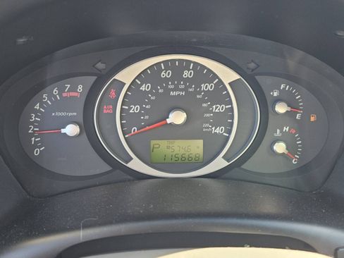 Used 2007 Hyundai Elantra GLS image 8