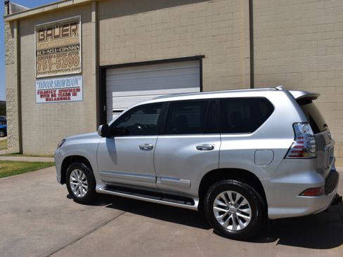 Used 2016 Lexus GX 460 GX 460 Premium Sport Utility 4 AWD/4WD image 14