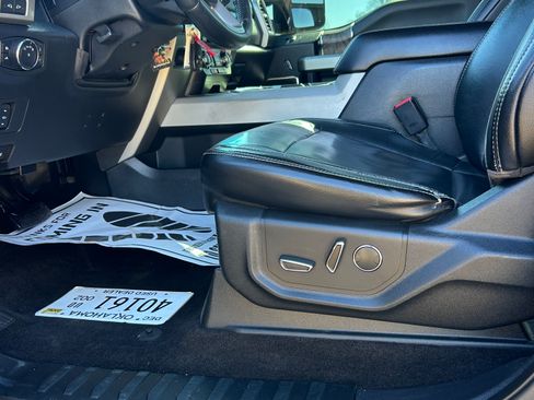 Used 2017 Ford F250 Lariat image 14