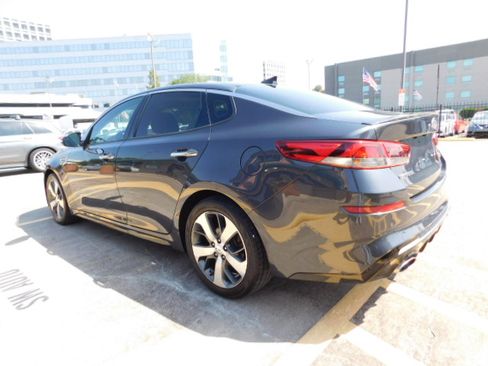 Used 2019 Kia Optima S FWD image 5