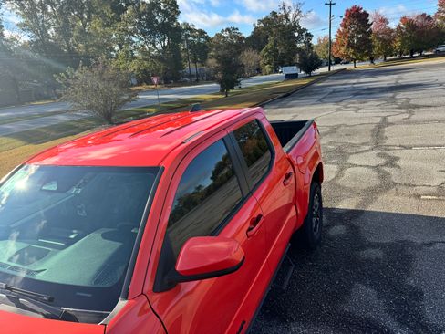Used 2024 Toyota Tacoma TRD Sport image 11