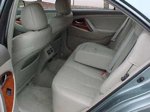 Used 2009 Toyota Camry XLE image 46