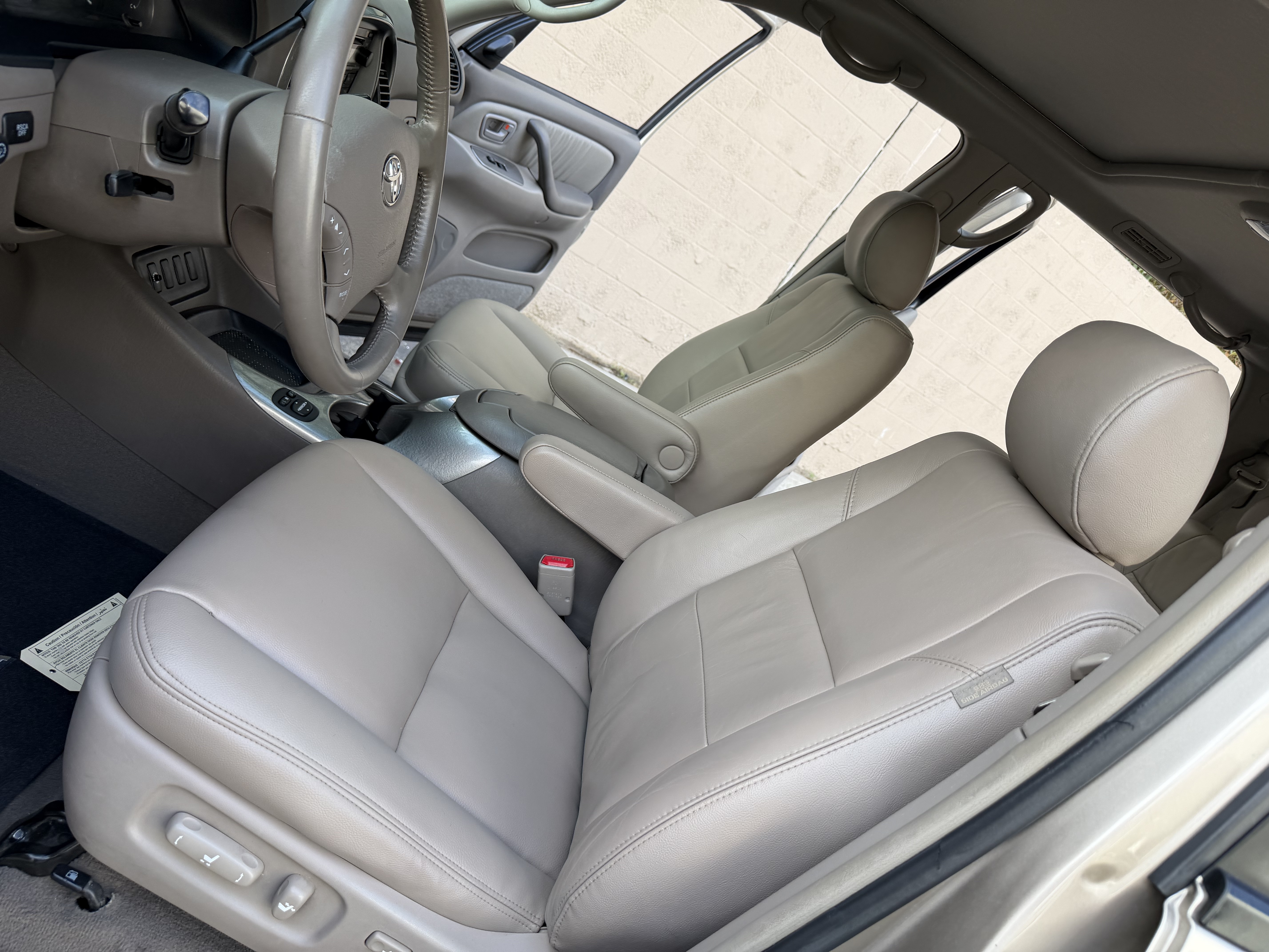 Used 2007 Toyota Sequoia Limited AWD/4WD image 18