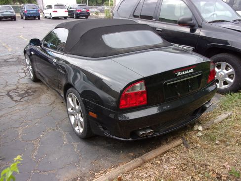 Used 2005 Maserati Spyder GT RWD image 6