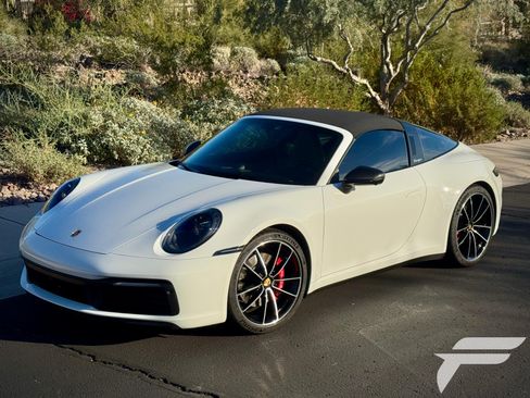 Used 2021 Porsche 911 Targa 4S image 29