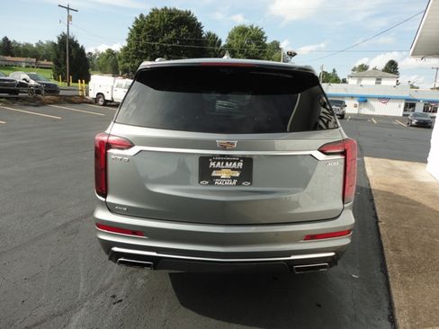 Used 2022 Cadillac XT6 AWD Premium Luxury image 13