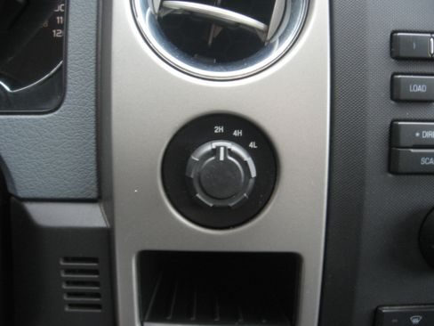 Used 2012 Ford F150 4x4 SuperCrew image 12
