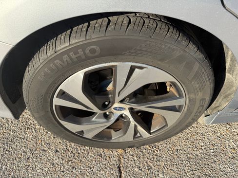 Used 2020 Subaru Legacy 2.5i Premium image 8