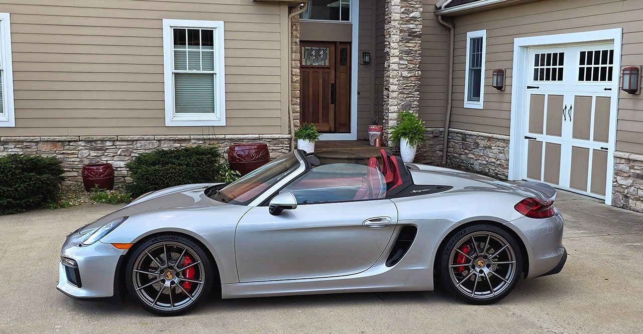 Used 2016 Porsche Boxster Spyder RWD image 34
