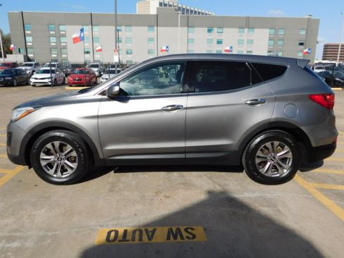 Used 2015 Hyundai Santa Fe Sport image 5