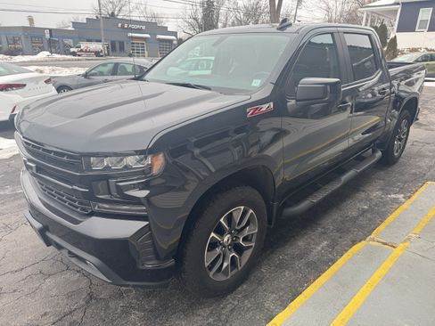 Used 2021 Chevrolet Silverado 1500 RST image 3