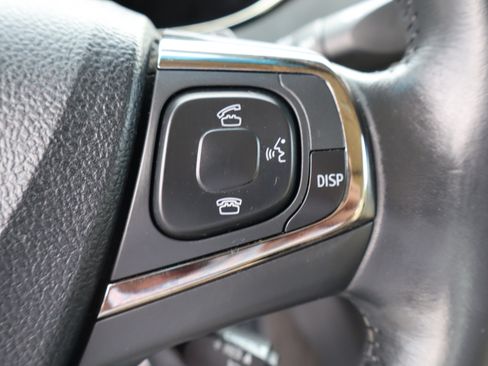 Used 2013 Toyota Avalon XLE Touring FWD image 22
