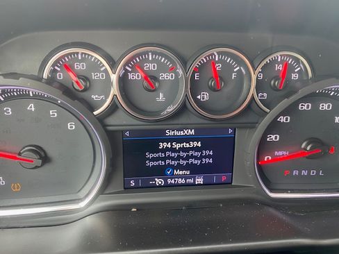 Used 2019 Chevrolet Silverado 1500 LT image 16