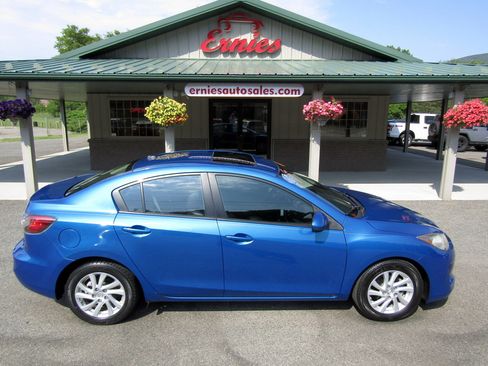 Used 2012 MAZDA MAZDA3 Touring image 1