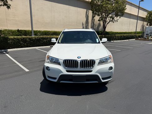 Used 2013 BMW X3 xDrive28i AWD/4WD image 2