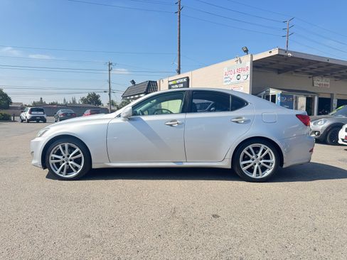 Used 2007 Lexus IS 250 UNAVAIL RWD image 4