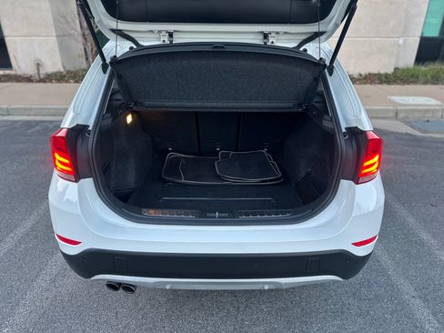 Used 2015 BMW X1 sDrive28i image 9