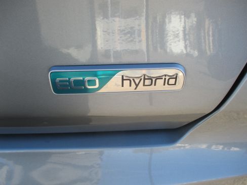 Used 2022 Kia Niro LXS image 12