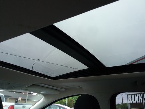 Used 2016 Ford Escape SE image 18