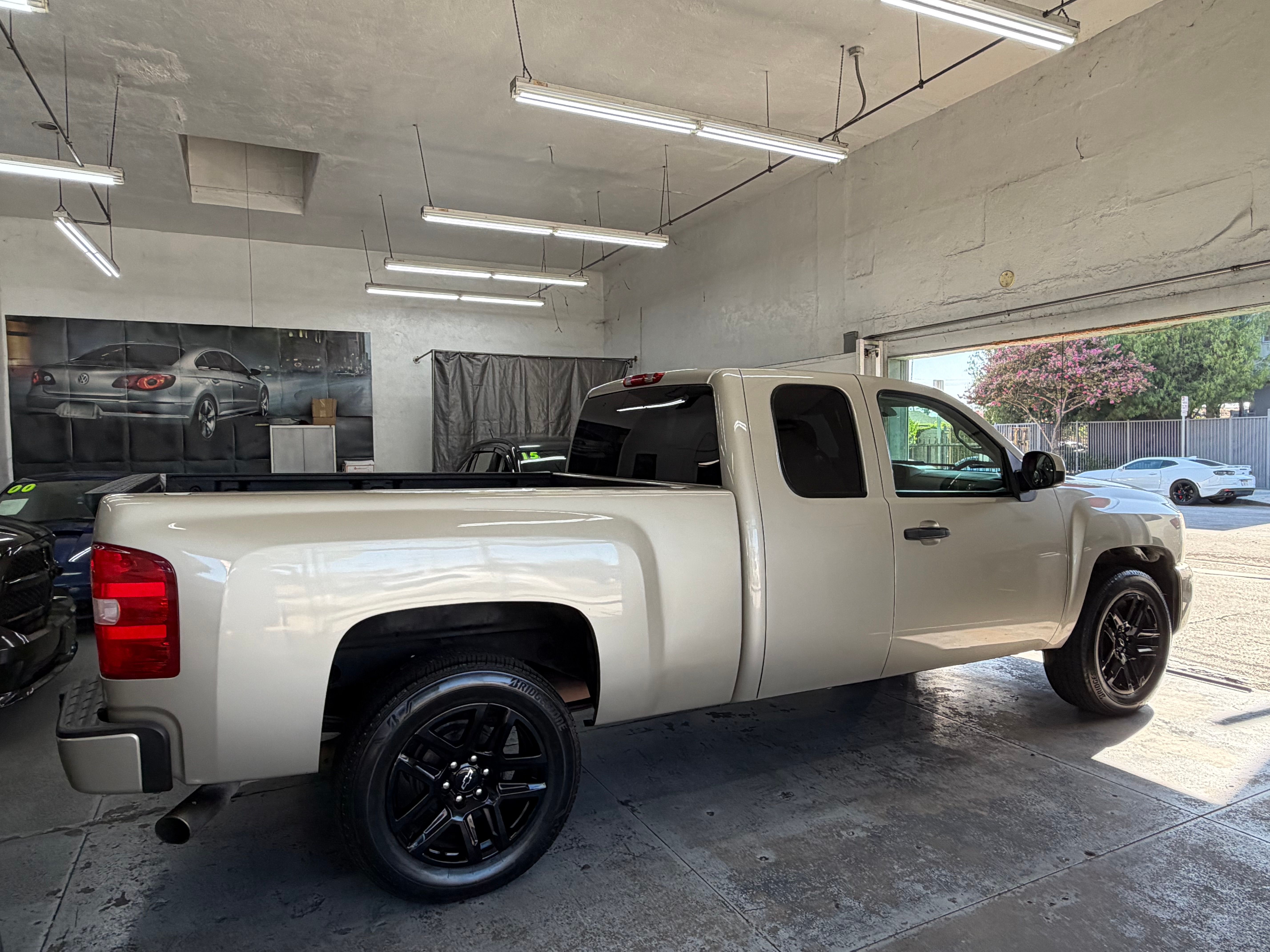 Used 2007 Chevrolet Silverado 1500 2WD Extended Cab image 5
