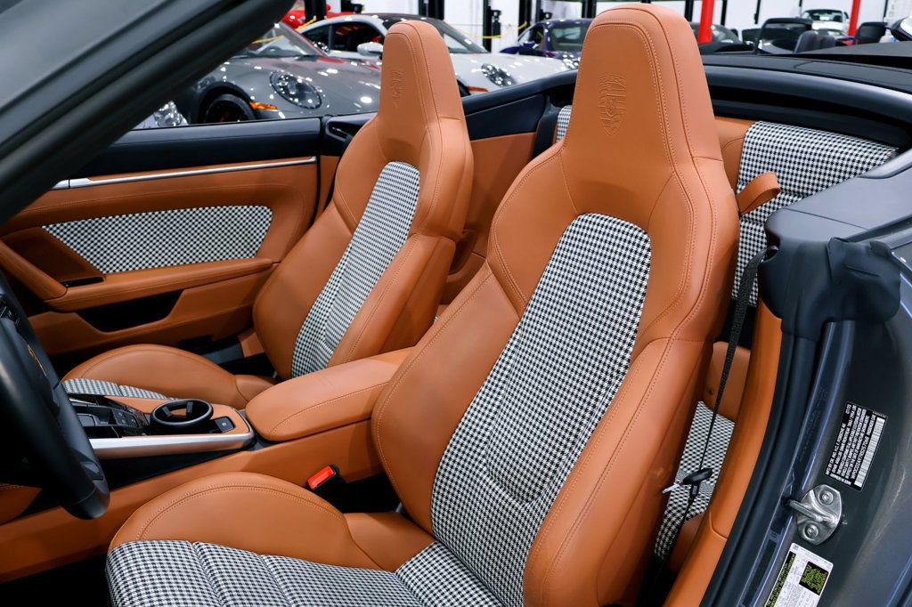 Used 2024 Porsche 911 Turbo S Cabriolet AWD/4WD image 25