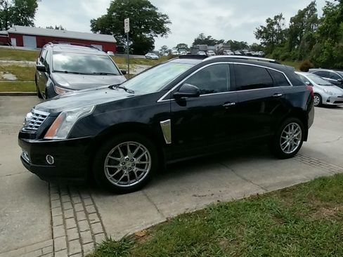 Used 2014 Cadillac SRX AWD Premium image 2