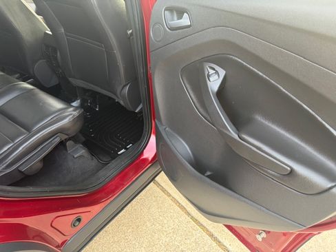 Used 2016 Ford Escape 4WD Titanium image 14