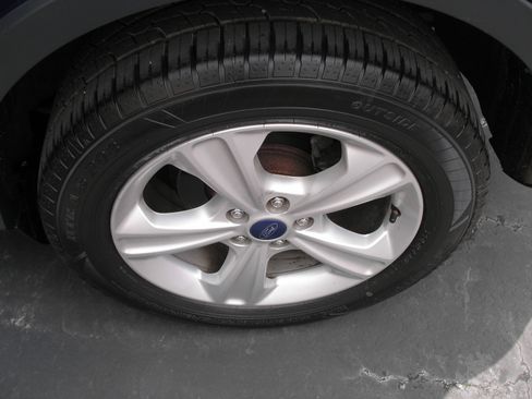 Used 2016 Ford Escape SE image 7