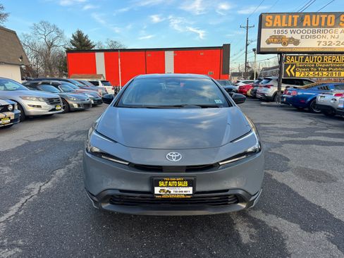 Used 2024 Toyota Prius LE image 15