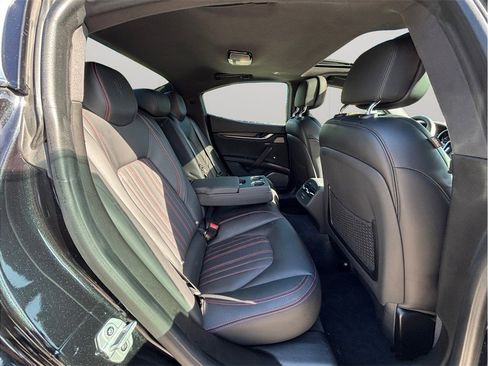 Used 2019 Maserati Ghibli S GranLusso image 44