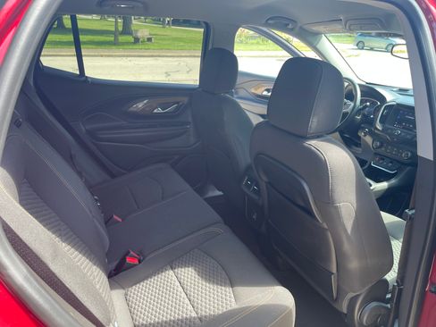 Used 2020 GMC Terrain SLE image 6