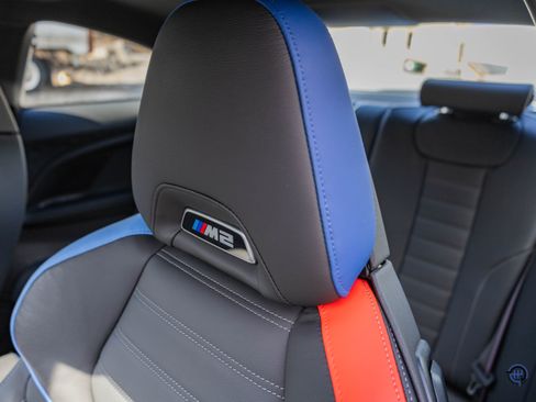 Used 2025 BMW M2 image 44