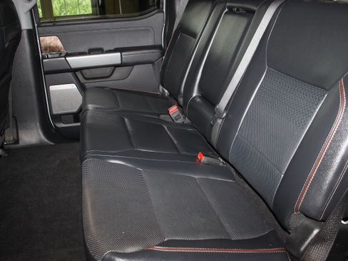 Used 2024 Ford F250 4x4 Crew Cab Super Duty image 27