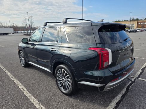 Used 2025 Hyundai Palisade Calligraphy image 3