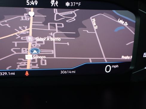 Used 2022 Volkswagen Taos SEL image 25