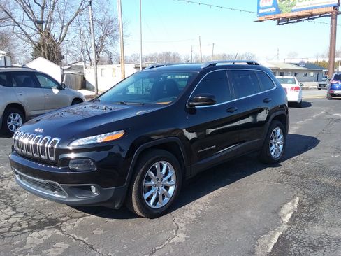 Used 2015 Jeep Cherokee Limited image 2