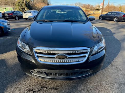 Used 2011 Ford Taurus Limited image 6