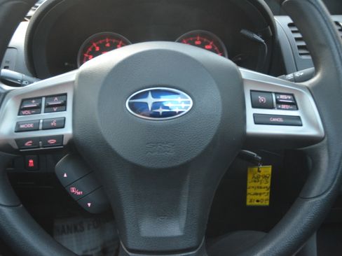 Used 2015 Subaru Forester 2.5i Premium image 12