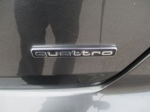 Used 2019 Audi A6 55 TFSI Premium Plus Sedan 4D AWD/4WD image 13