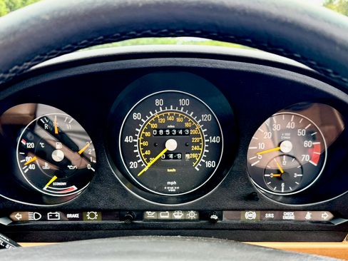 Used 1988 Mercedes-Benz 560 SL UNAVAIL image 36