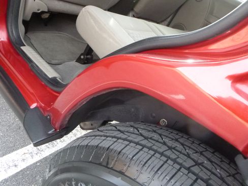 Used 2006 Jeep Liberty Sport image 11