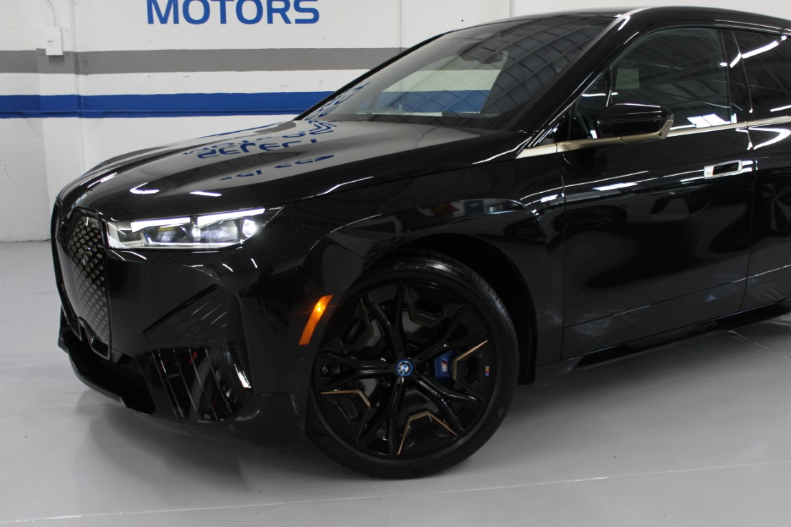 Used 2024 BMW iX M60 AWD/4WD image 5