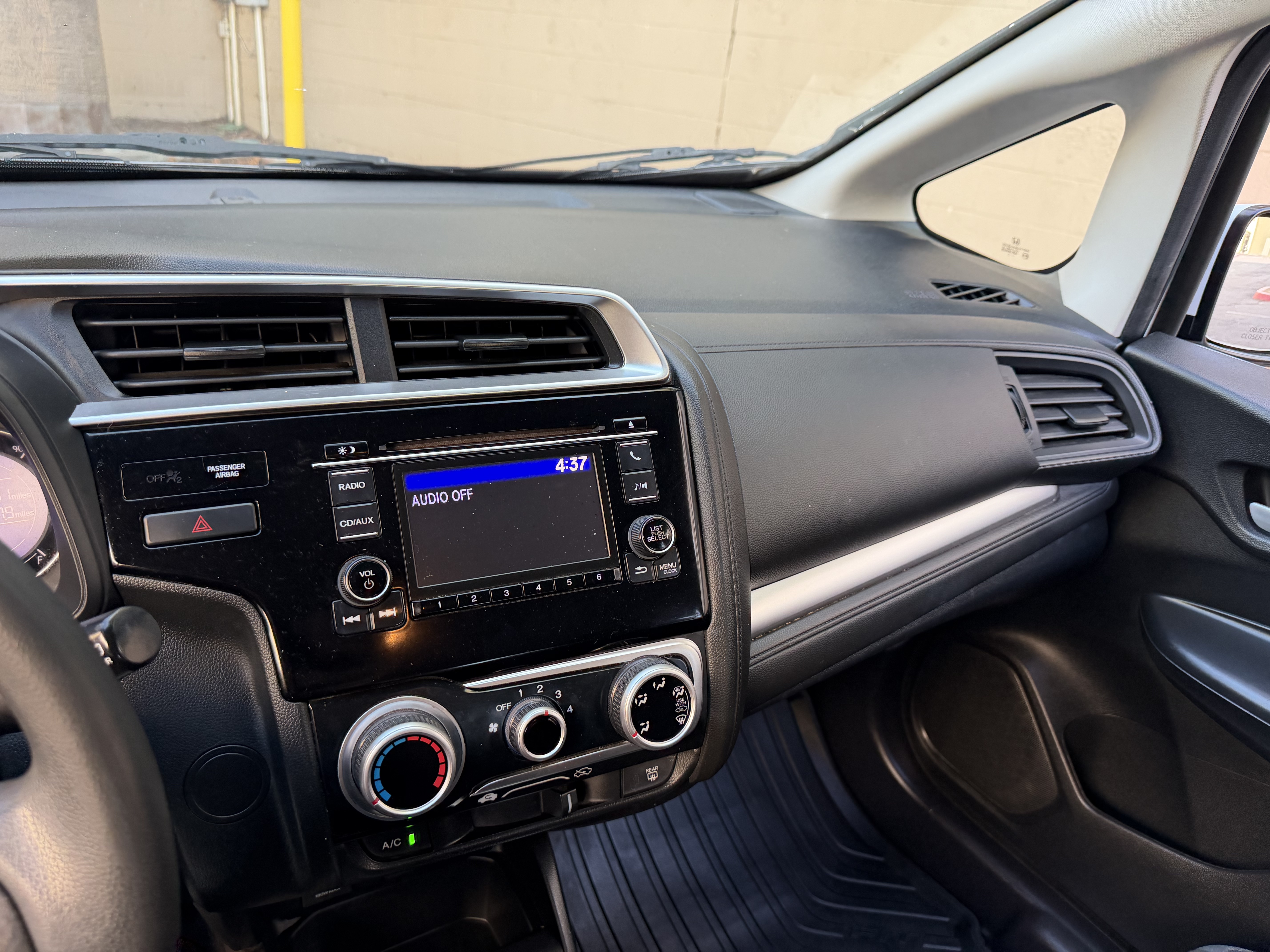 Used 2017 Honda Fit LX image 32