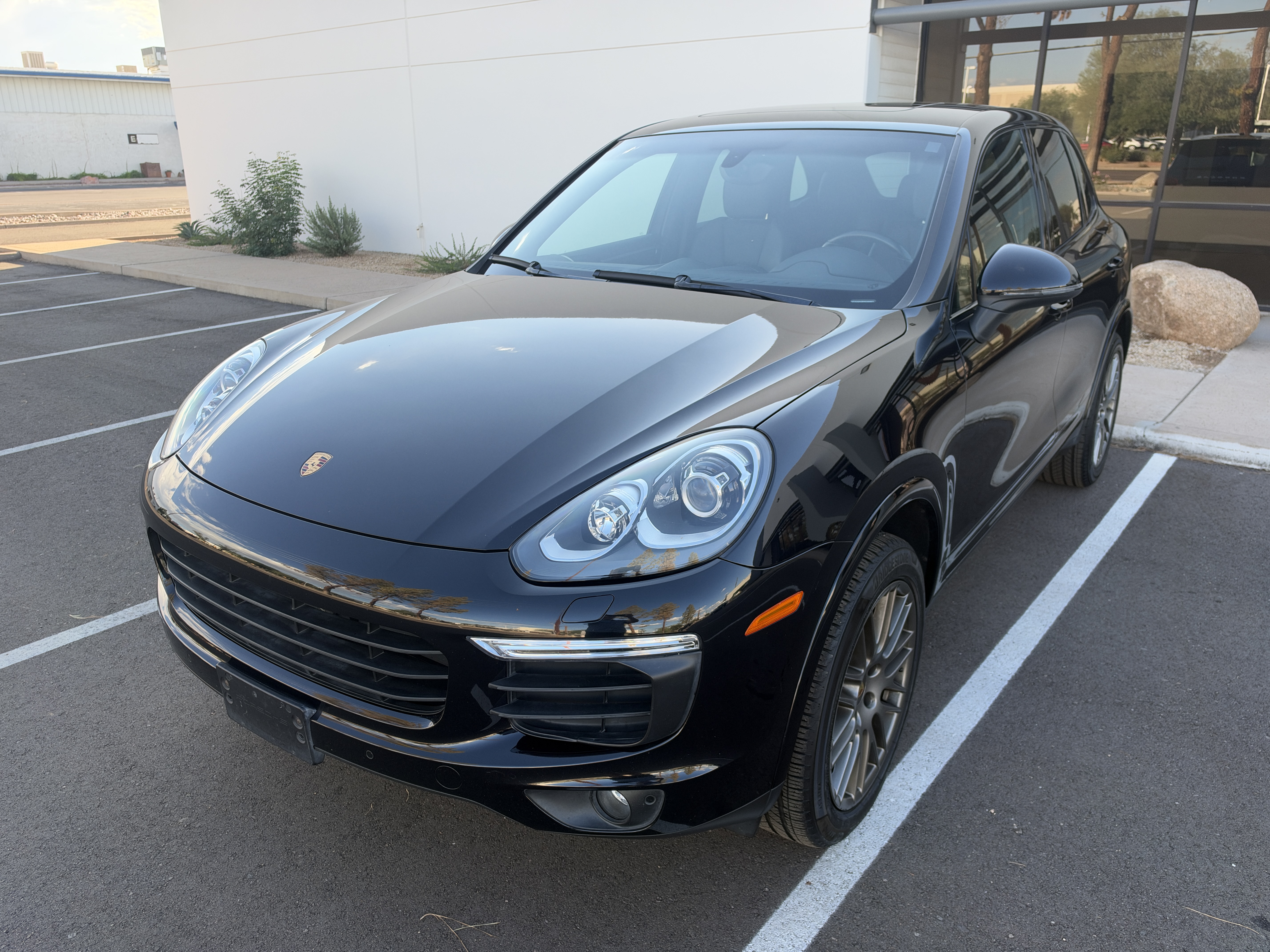 Used 2017 Porsche Cayenne Platinum Edition AWD/4WD image 24